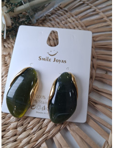 Pendiente ovalado con piedras 2